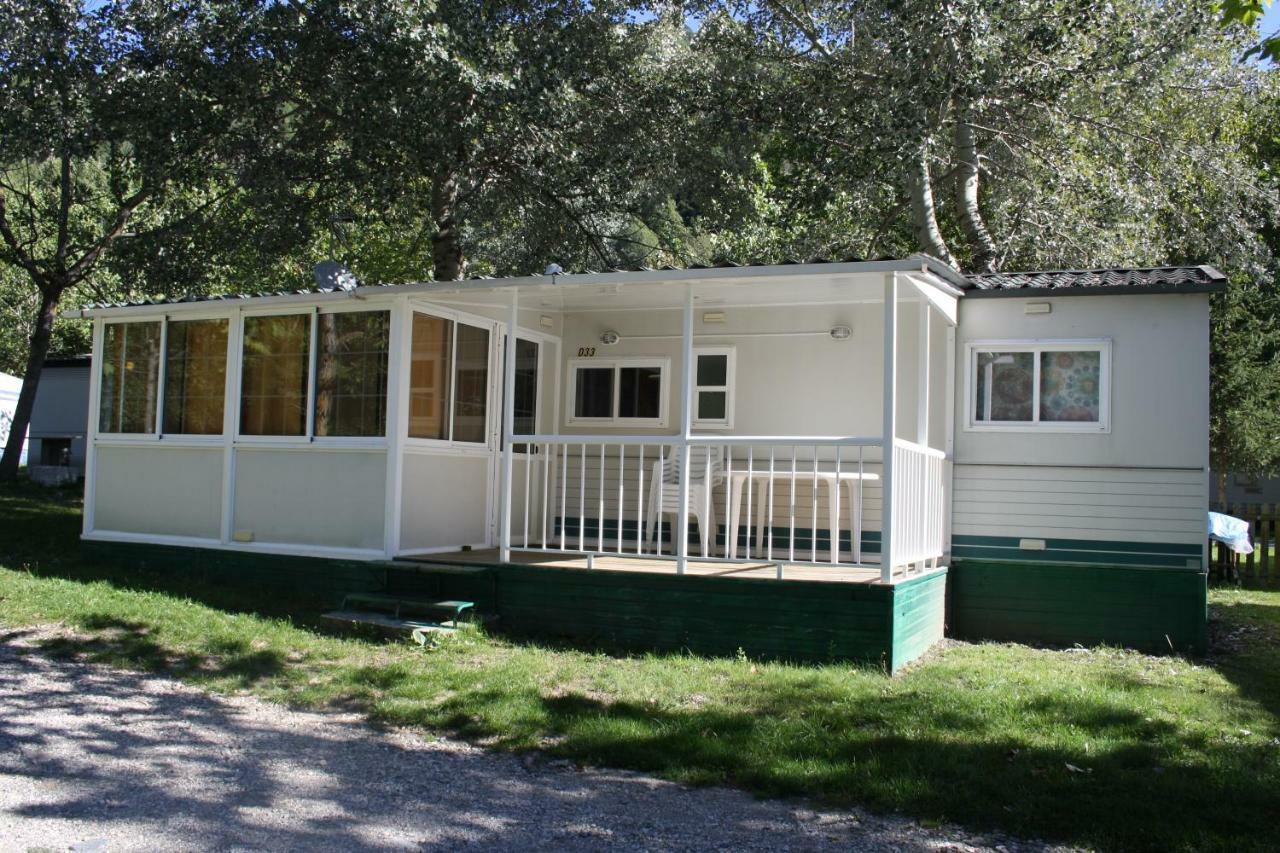 Bungalows Conca De Ter Vilallonga de Ter Exterior photo